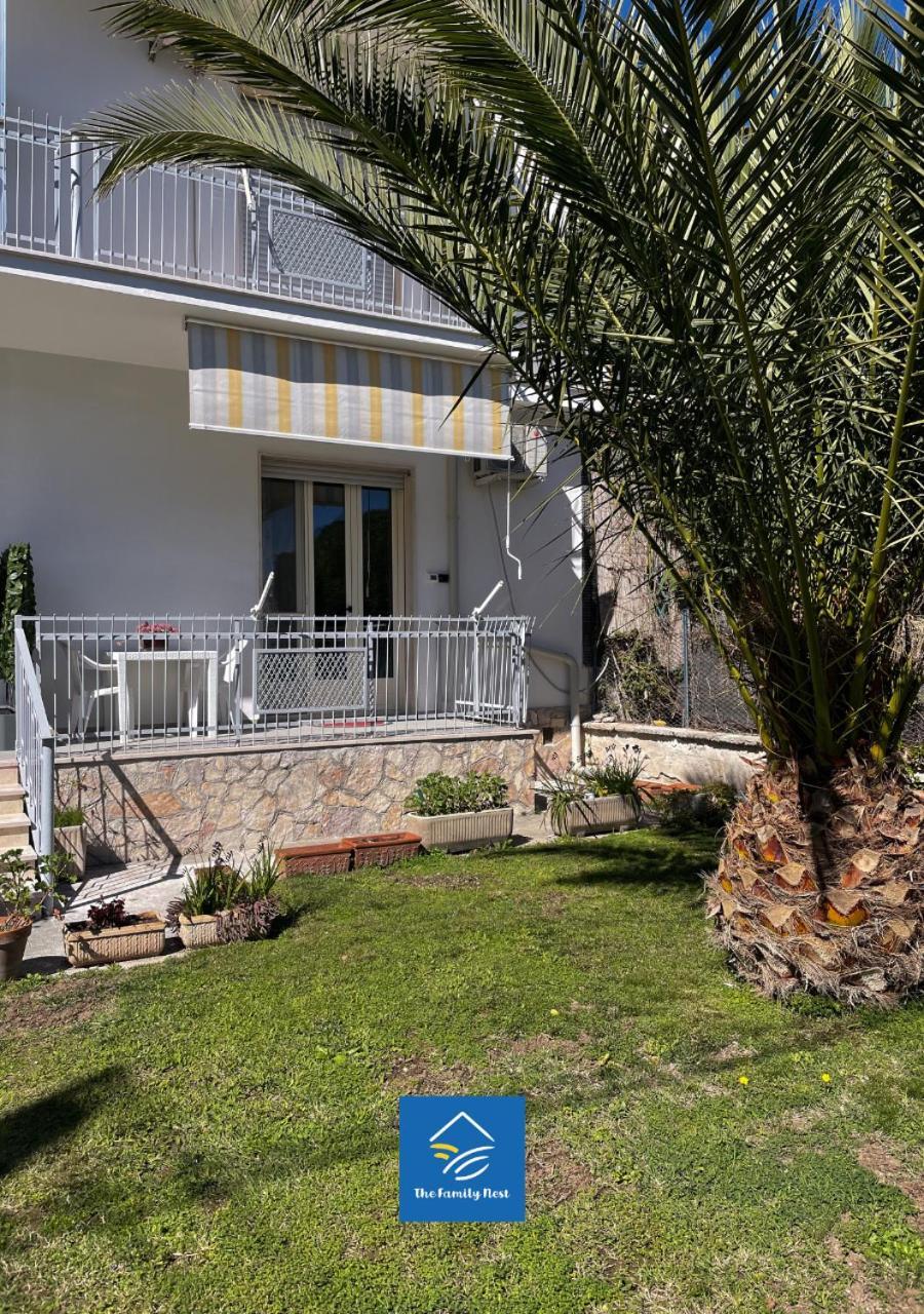 Apartamento Casa Eva Manfredonia Habitación foto